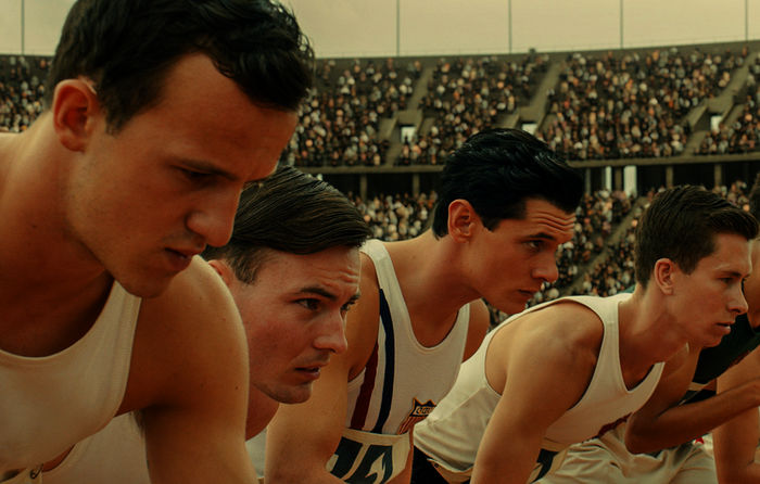 Jack O'Connell (Louis Zamperini). Bild: Sender/Universal