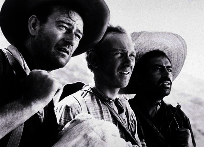 Müssen plötzlich Verantwortung für ein Neugeborenes übernehmen: die Bankräuber Robert Hightower (John Wayne), William „Kid“ Kearney (Harry Carey Jr.) und Pedro „Pete“ Roca Fuerte (Pedro Armendáriz). Bild: Sender / Warner Bros. Entertainment Inc.
