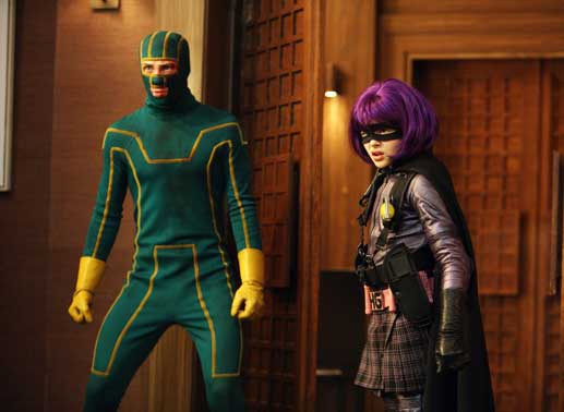 Mit Mindy "Hit-Girl" Macready (Chloe Moretz) hat Dave "Kick-Ass" Lizewski (Aaron Johnson) eine schlagfertige Verbündete an seiner Seite.  Bild: Sender