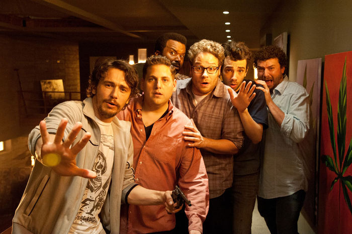 James Franco, Jonah Hill, Craig Robinson, Seth Rogen, Jay Baruchel und Danny McBride sind in einem Haus gefangen, während draußen die Apokalypse tobt. Bild: Sender