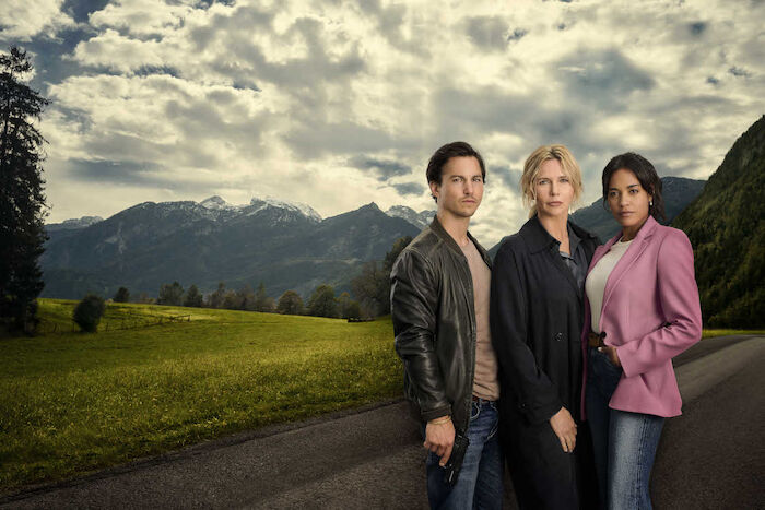 Alpentod mit Veronica Ferres, Tim Oliver Schultz und Salka Weber. Bild: Sender / RTL / Walter Wehner 