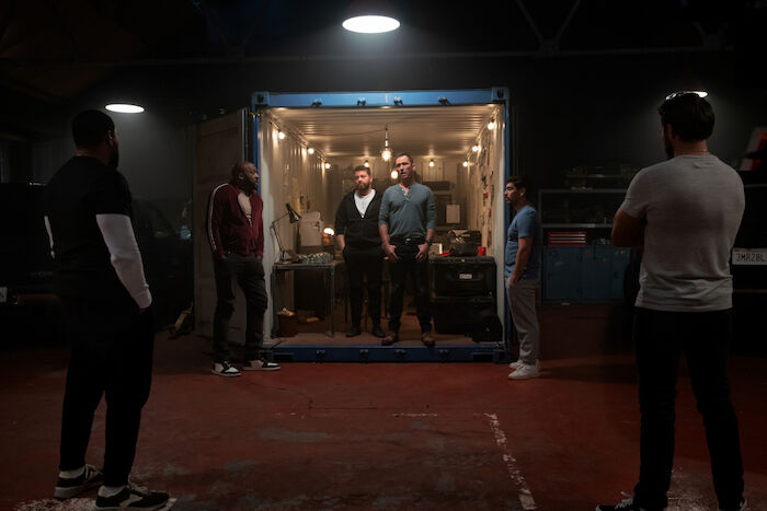 Cash Truck: Laz Alonso (Carlos), Deobia Oparei (Brad), Chris Reilly (Tom), Jeffrey Donovan (Jackson), Raúl Castillo (Sam).Bild: Sender / ORF / Pro7 /  2021 Metro-Goldwyn-Mayer Pictures / Christopher Raphael